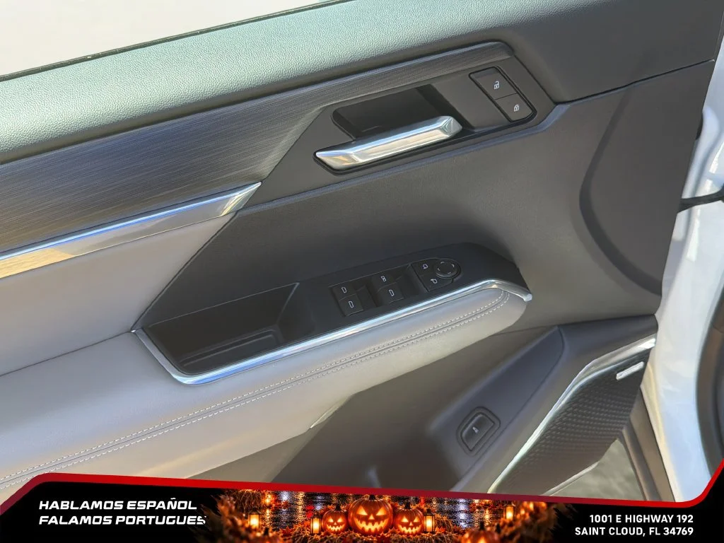 Certified Used 2026 Summit White GMC Elevation image 13