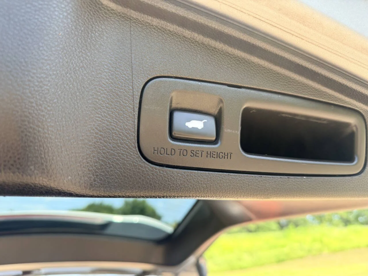 Used 2018 Silver Honda EX L 4dr SUV image 26
