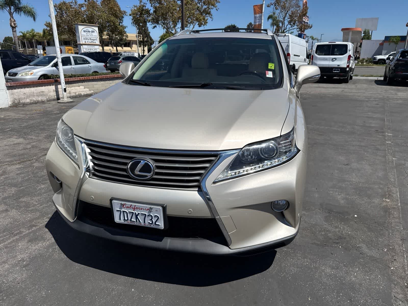 Used 2014 Satin Cashmere Metallic Lexus  image 3