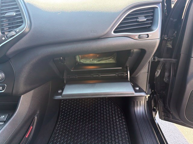 Used 2019 Black Jeep Trailhawk image 38