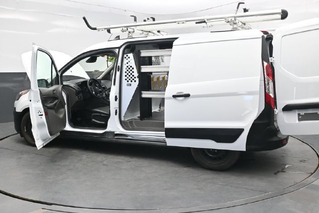 Used 2023 White Ford XL image 34