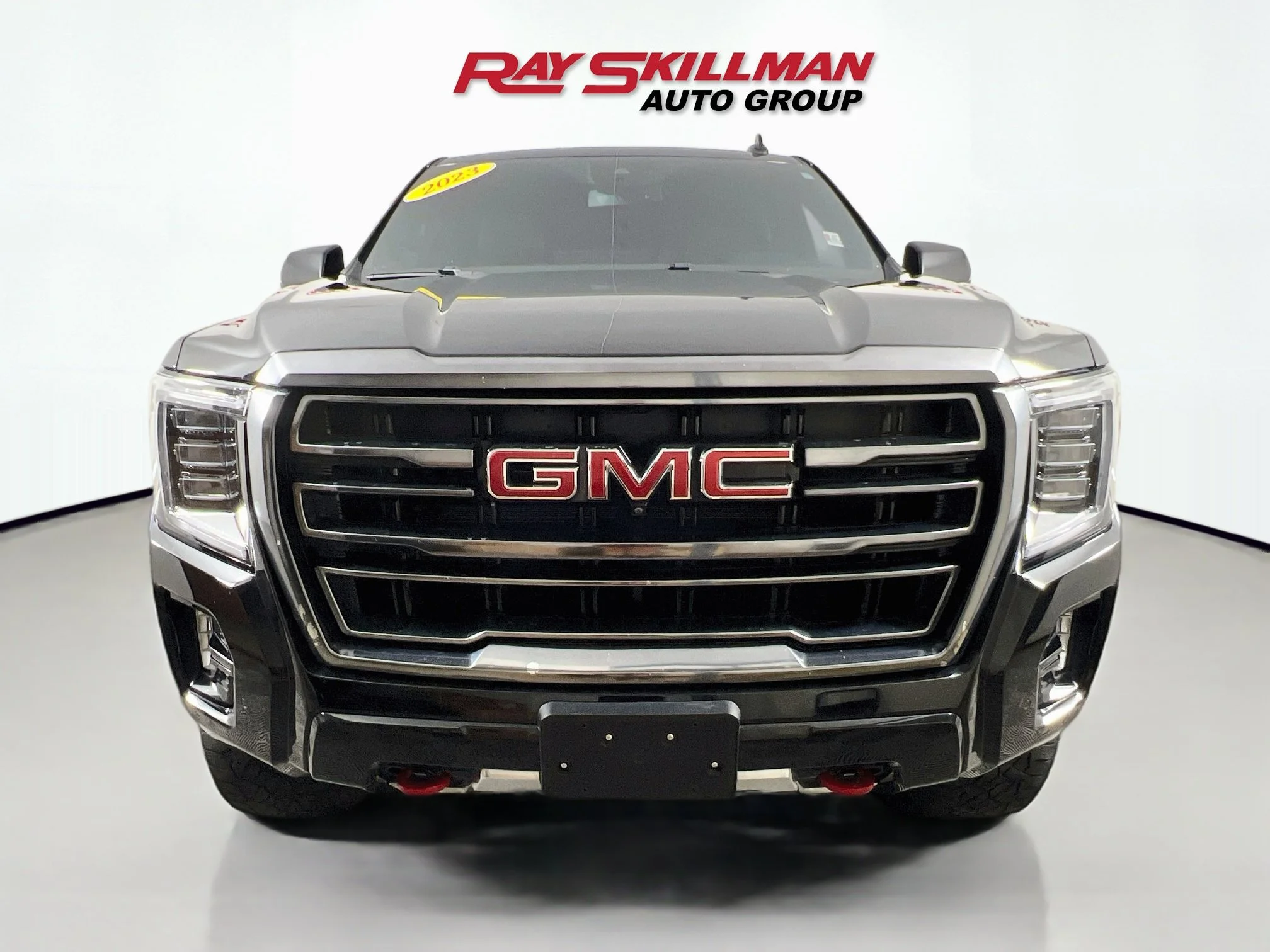 Used 2023 Onyx Black GMC AT4 image 2