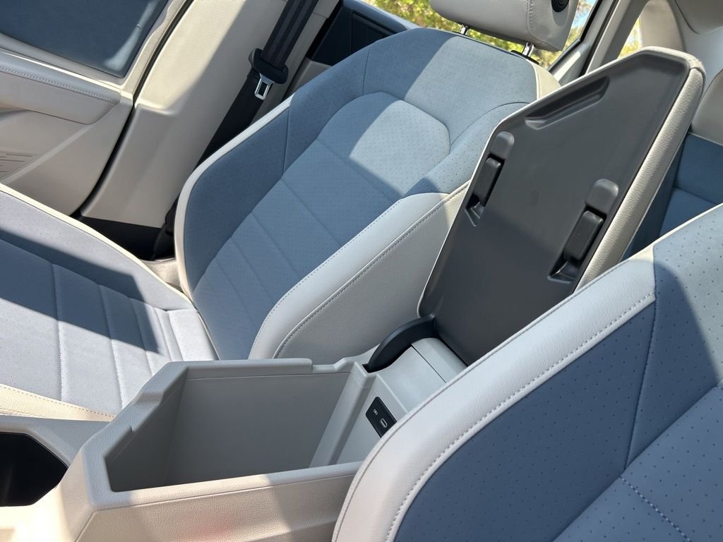 New 2026 White Volkswagen 1.5T SE image 39
