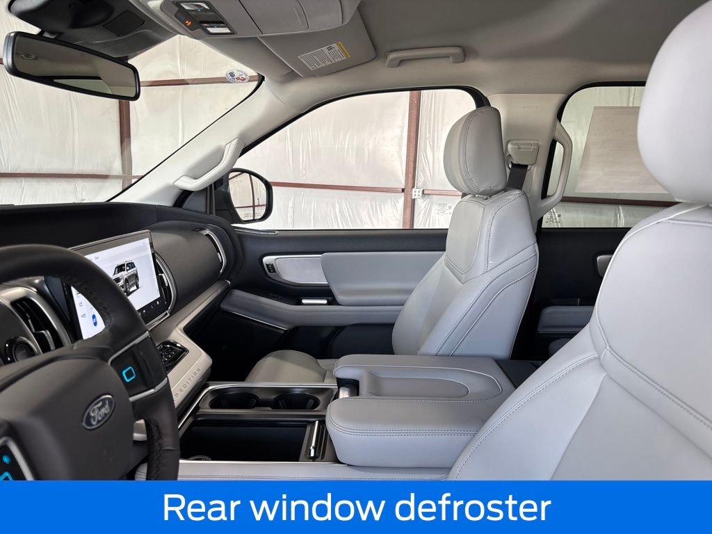 New 2026 Star White Metallic Tri-Coat Ford Active image 14