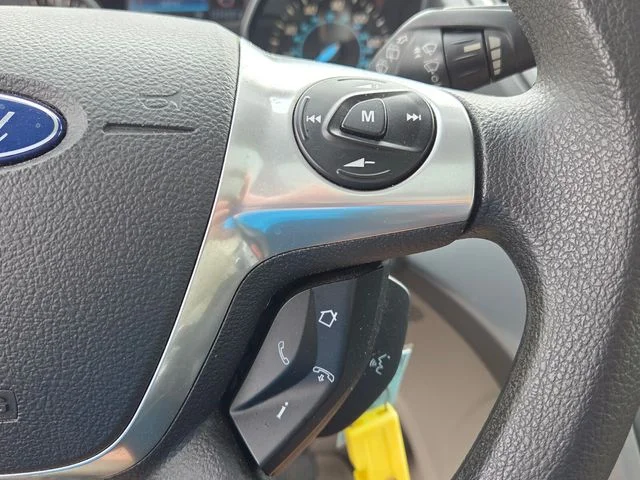 Used 2014 Blue Ford SE image 26