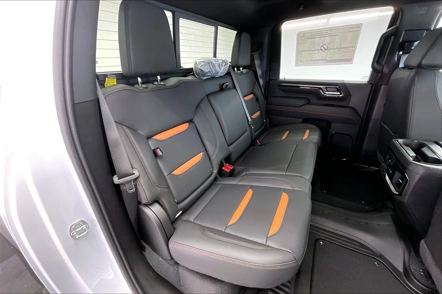 2026 GMC Sierra 2500HD AT4 - Photo 10