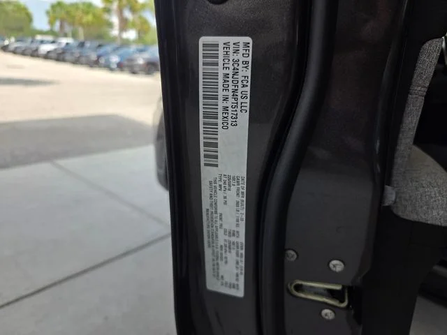 Used 2023 Gray Jeep Latitude Lux image 20