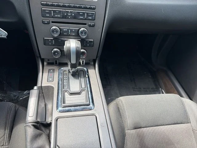 Used 2013 Black Ford V6 image 12