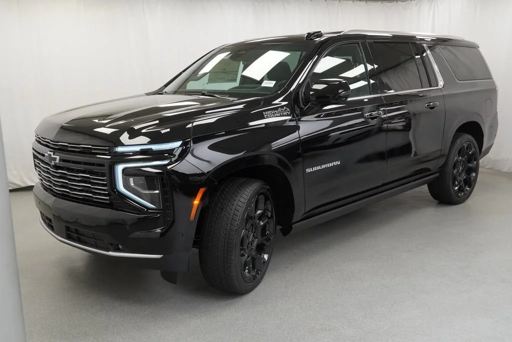 New 2026 Black Chevrolet High Country image 4