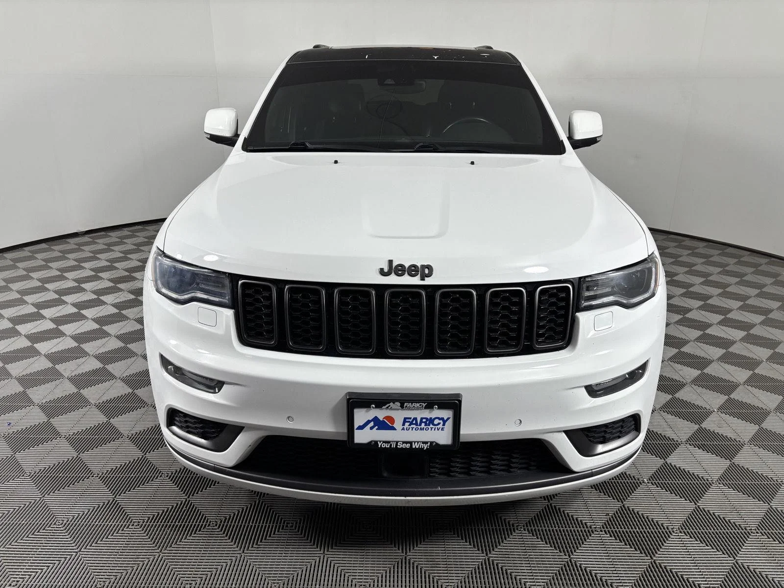Used 2018 Bright White Clearcoat Jeep High Altitude image 11
