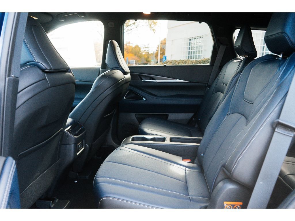 Certified Used 2026 Grand Blue INFINITI SPORT image 28