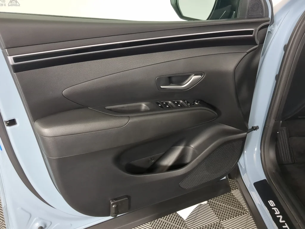 Used 2024 Blue Stone Hyundai SEL image 13