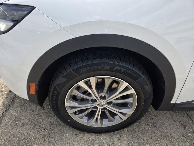 Used 2023 Summit White Buick Preferred image 11