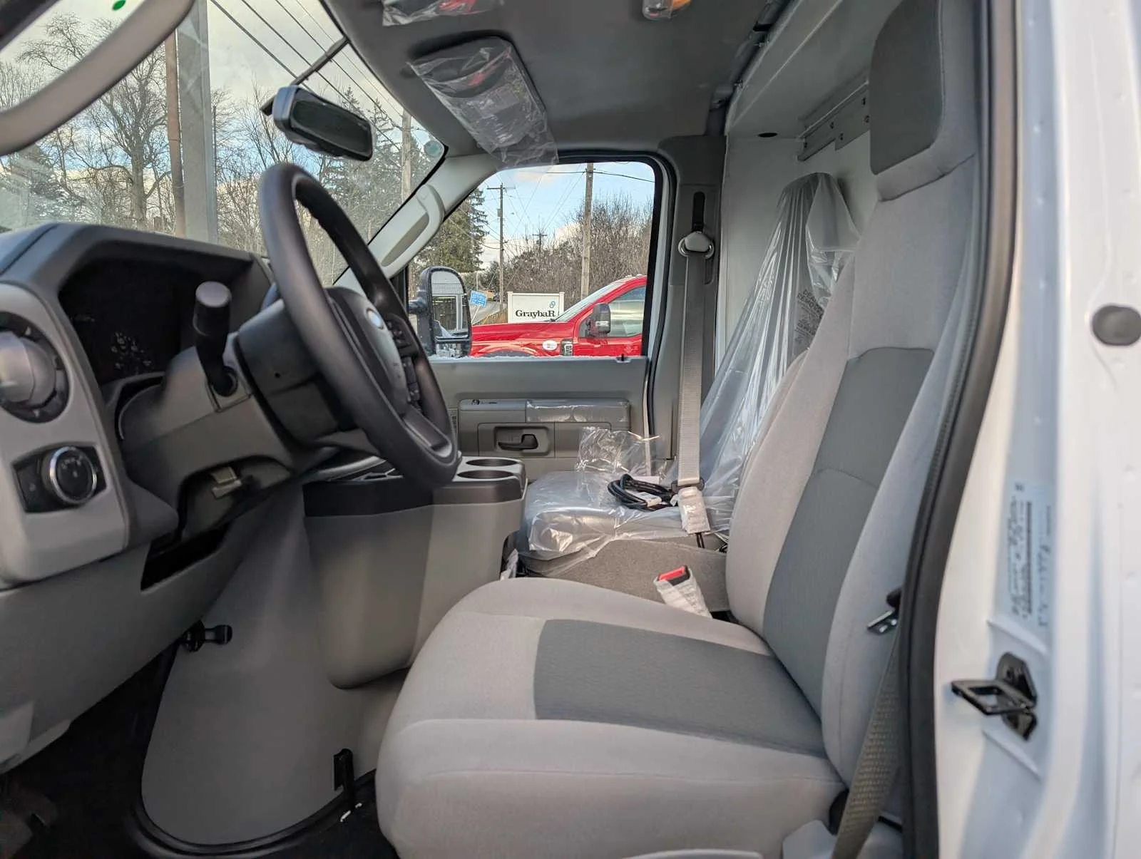 2026 Ford E-Series Cutaway Base - Photo 4
