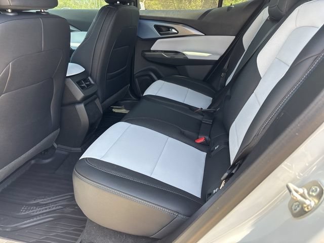 New 2026 Summit White Chevrolet LT image 7