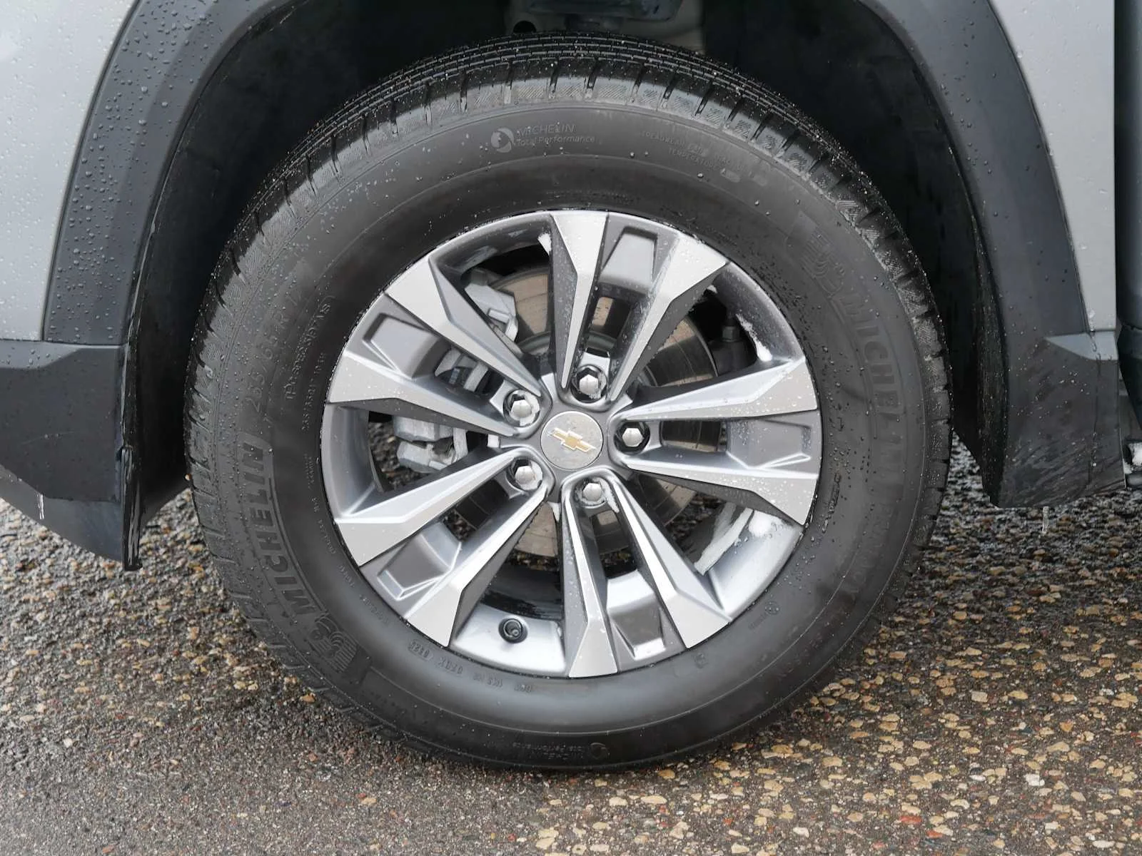 2025 Chevrolet Equinox LT - Photo 15
