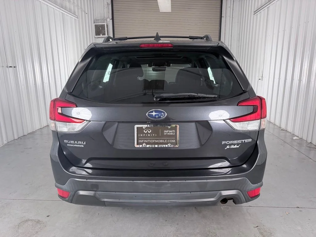 Used 2019 Gray Subaru Premium image 6