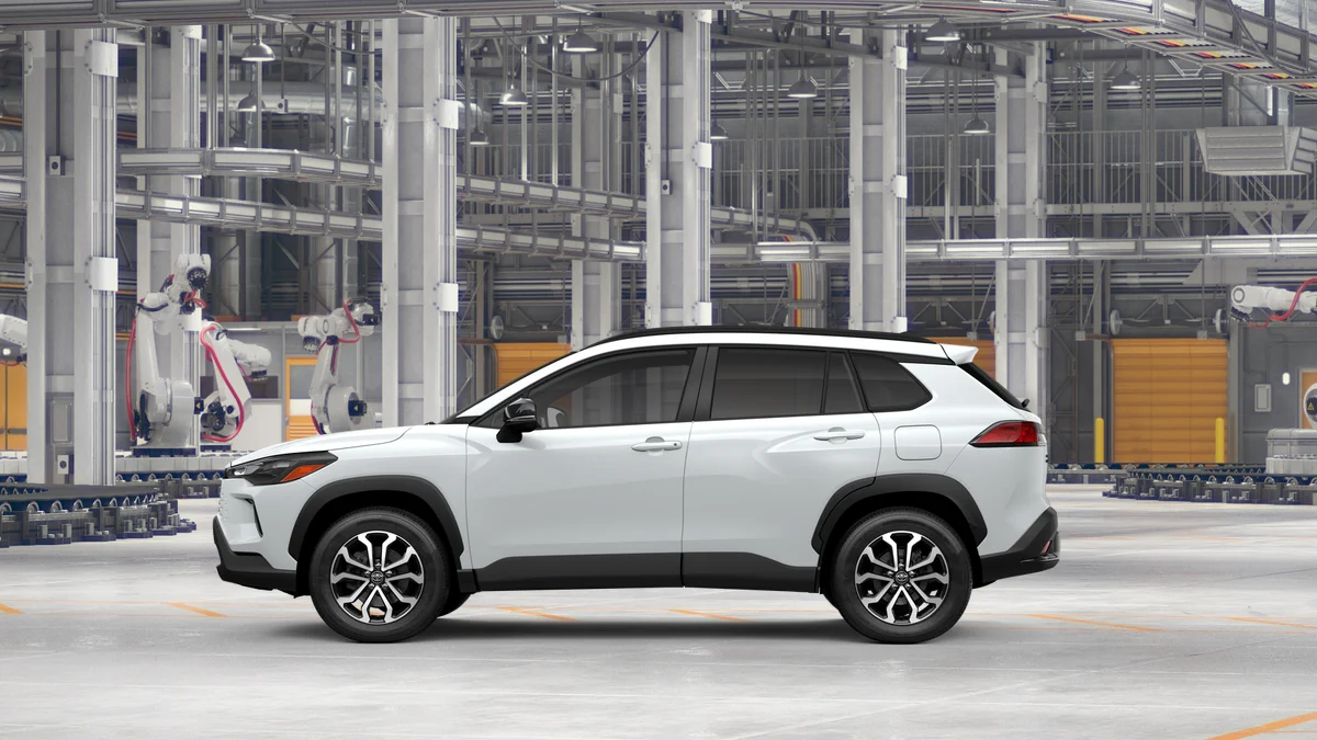 New 2026 Wind Chill Pearl Toyota Hybrid SE image 4