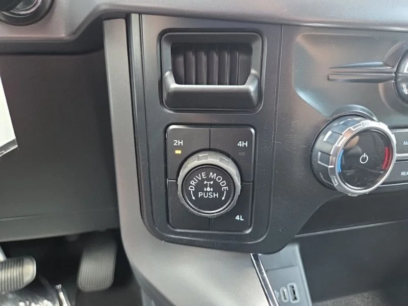 New 2026 Avalanche Ford XLT image 38