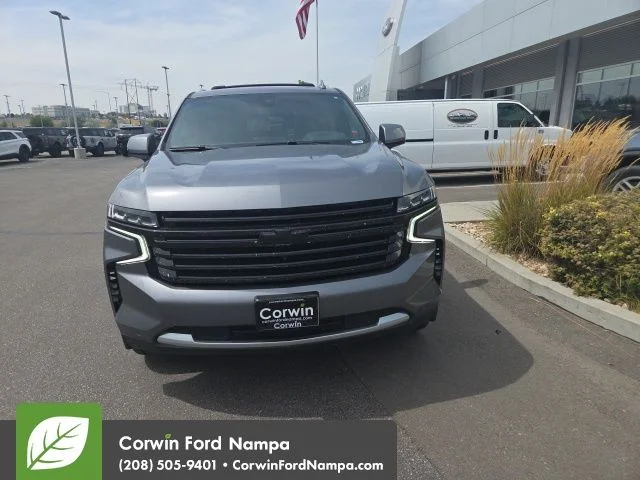 Used 2021 Gray Chevrolet High Country image 2