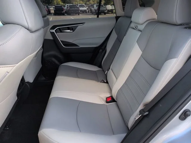 Certified Used 2025 Silver Toyota XLE Premium image 14