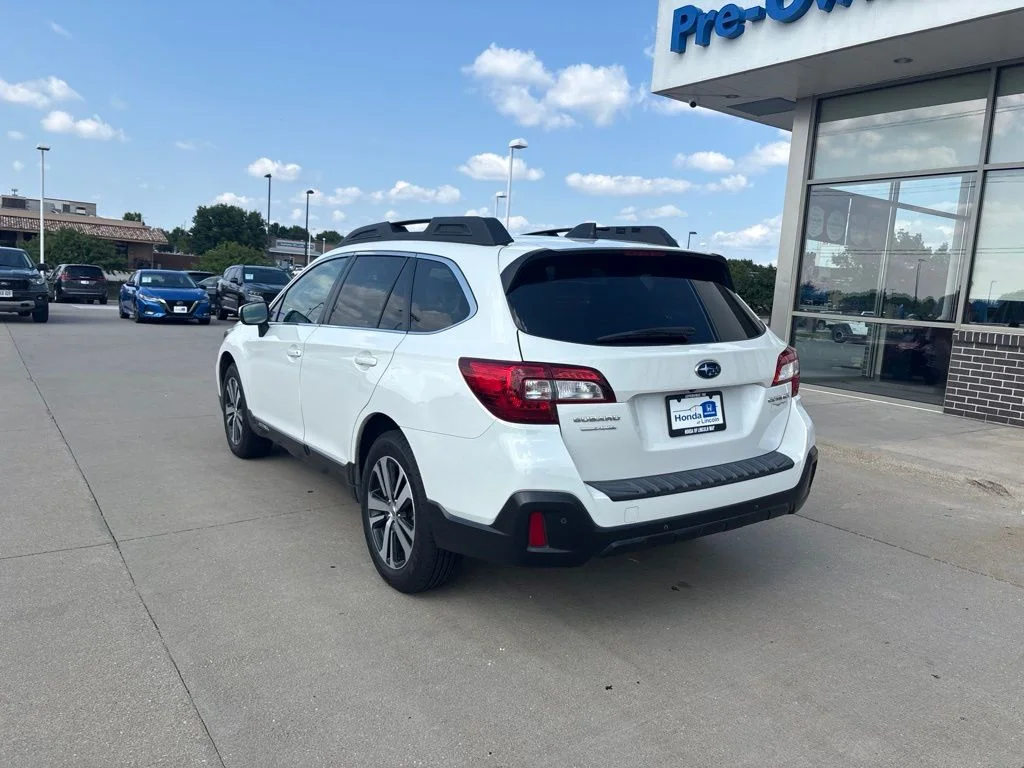Used 2019 White Subaru 2.5i Limited image 7