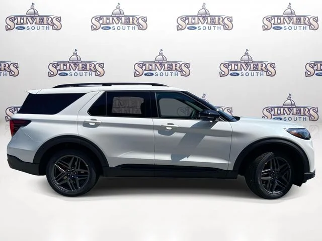 New 2026 White Ford ST image 2