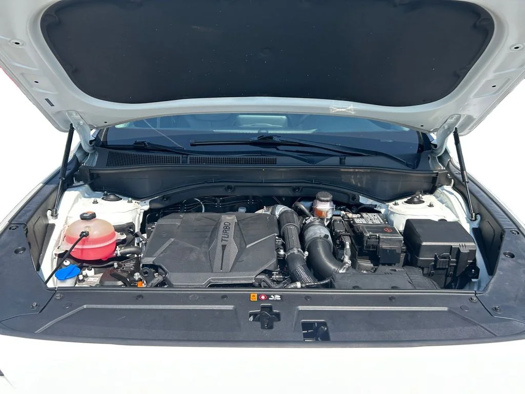Used 2023 White Hyundai Limited image 14