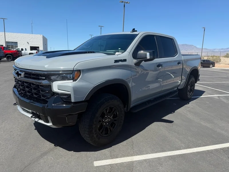 Used 2024 Slate Gray Metallic Chevrolet ZR2 image 7