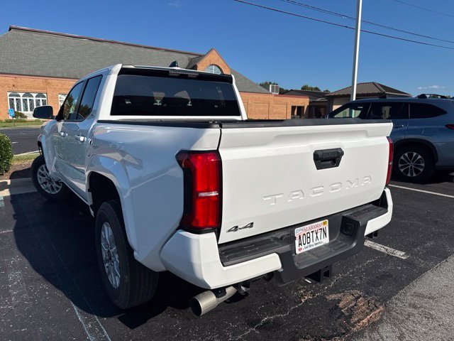 Used 2024 White Toyota SR5 image 4