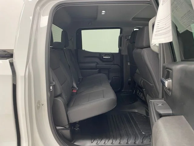 Certified Used 2024 White GMC  image 15