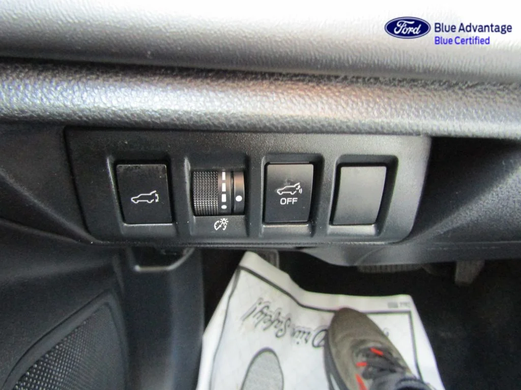 Certified Used 2025 Ice Silver Metallic Subaru Limited image 26