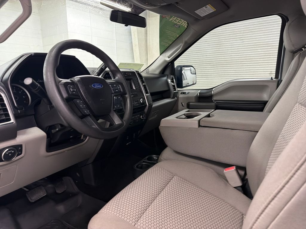 Used 2017 Silver Ford XLT image 6