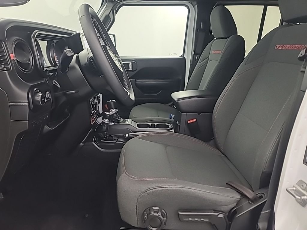 2025 Jeep Wrangler 4-Door Rubicon - Photo 26