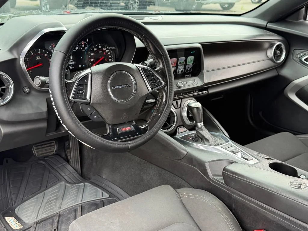 Used 2018 BLACK Chevrolet 1SS image 14
