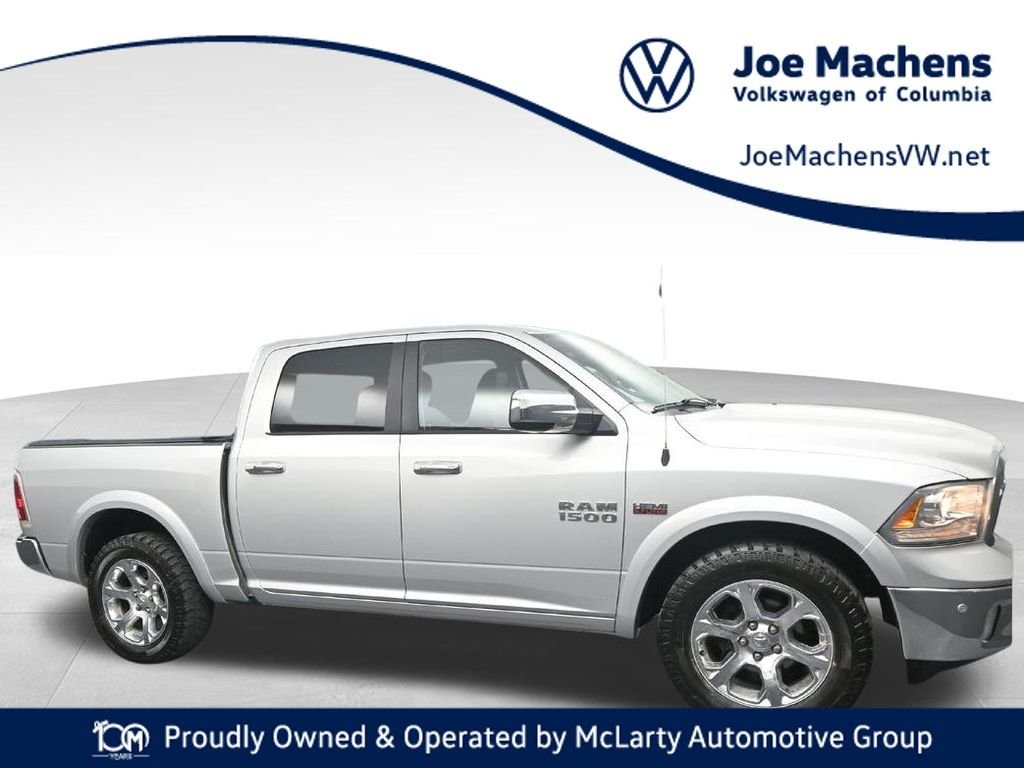2017 RAM 1500 Laramie 4x4 Crew Cab 5'7's photo