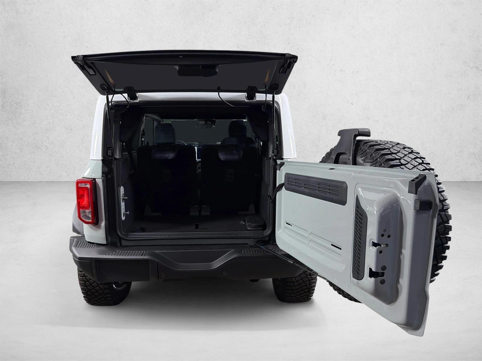 Used 2024 Cactus Gray Ford Heritage Edition image 18