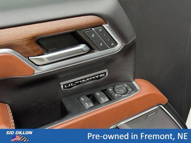 Used 2023 White Frost Tricoat GMC Denali Ultimate image 17