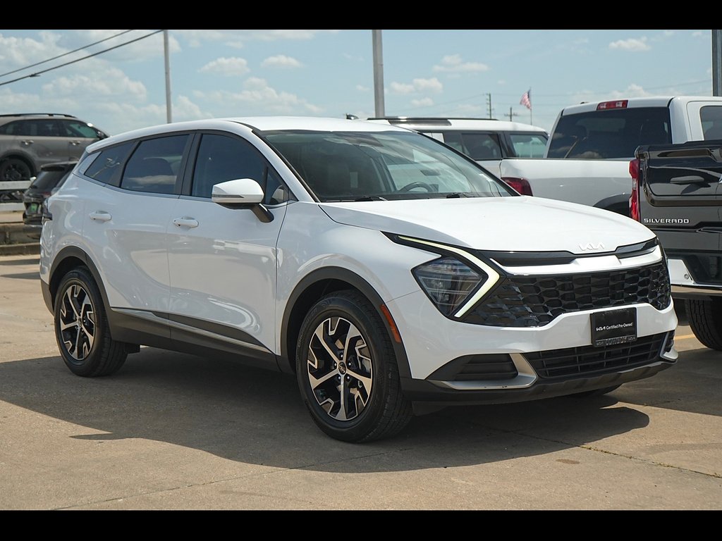 Used 2024 Glacial White Pearl Kia EX image 5