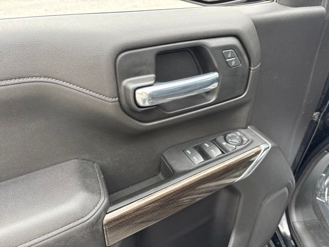 Used 2022 Black Chevrolet RST image 12