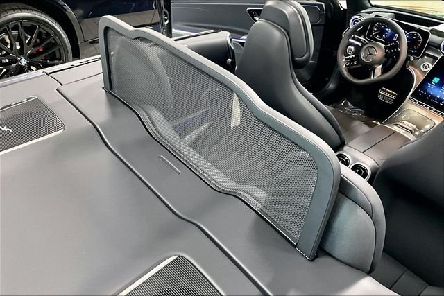 New 2026 Obsidian Black Metallic Mercedes-Benz CLE 450 image 24