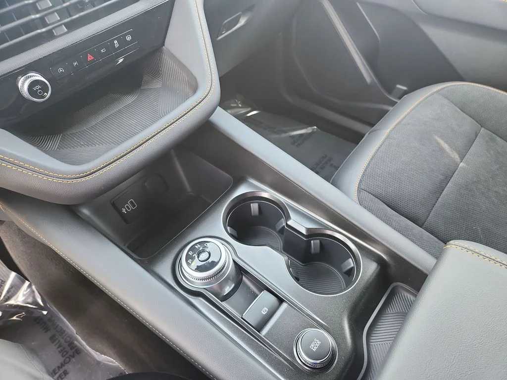 New 2026 White Ford Tremor image 31