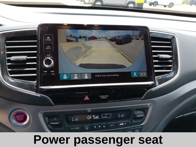 Used 2024 White Honda RTL image 17