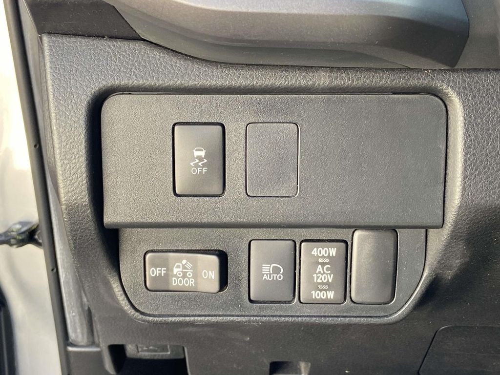 2022 Toyota Tacoma TRD Sport - Photo 29