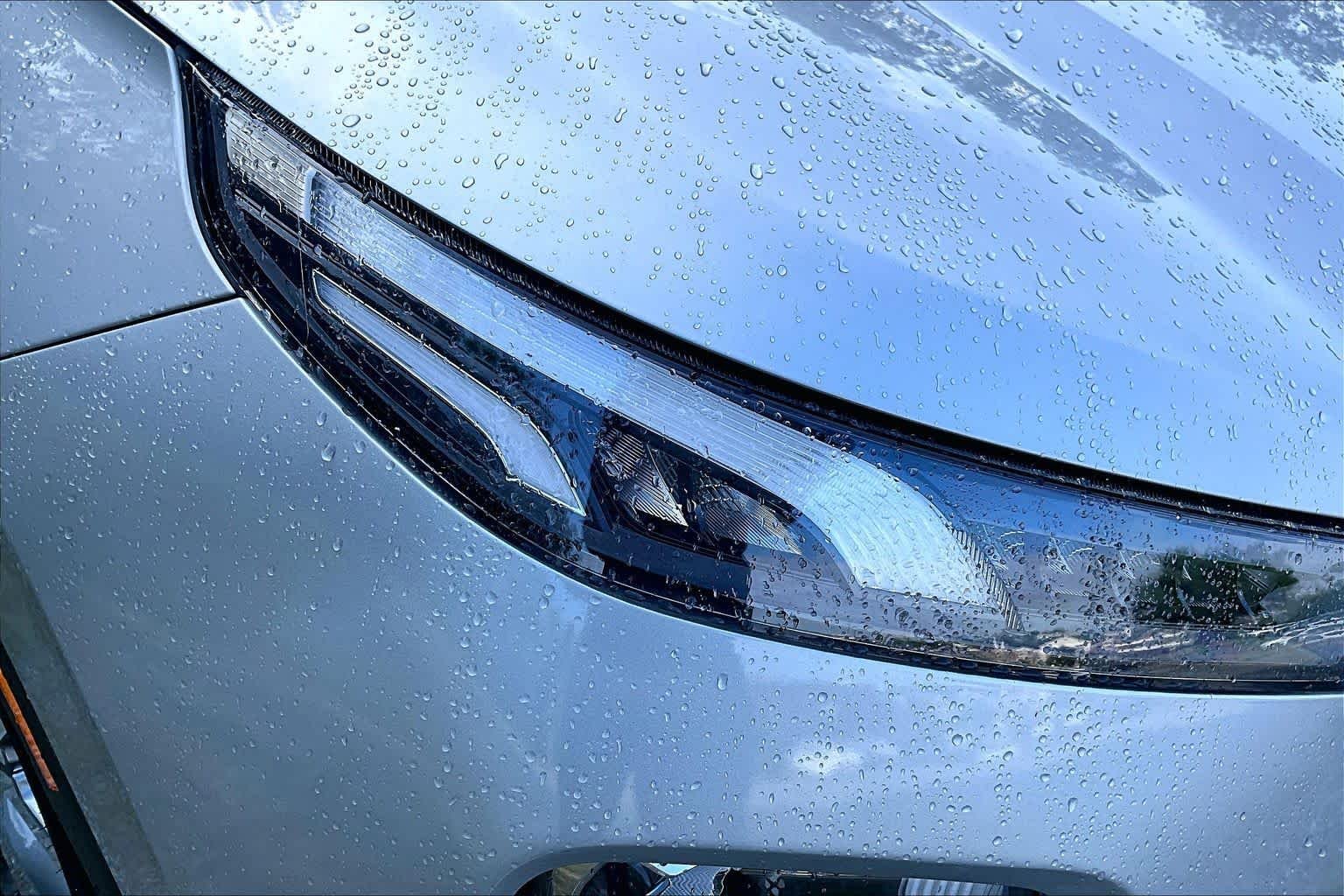 Used 2021 Typhoon Silver Hyundai SEL image 28