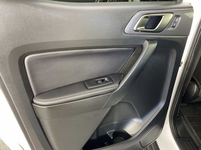 Used 2023 White Ford Lariat image 27