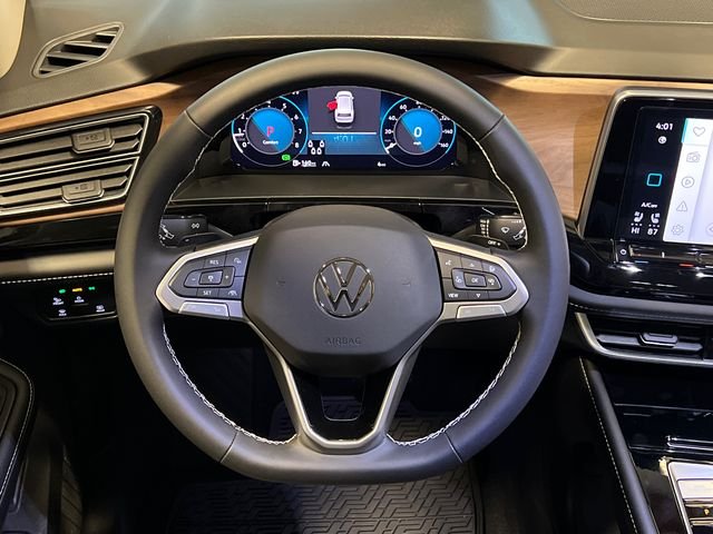 New 2026 Silver Volkswagen 2.0T SE w/Technology image 14
