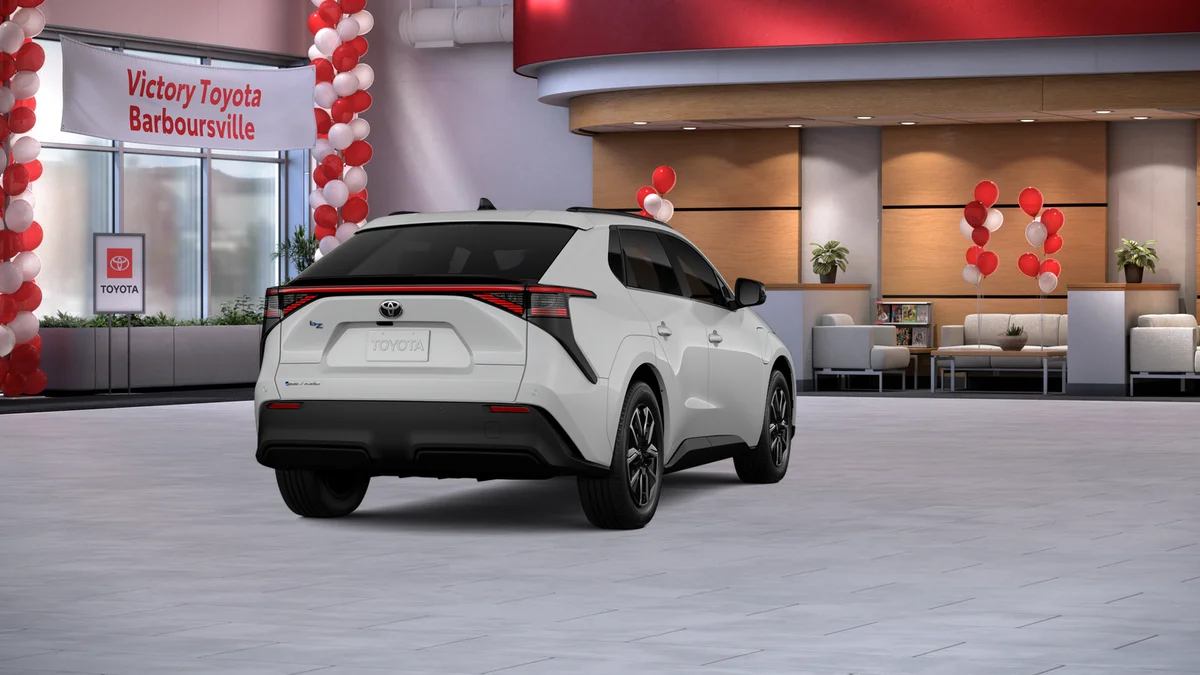 New 2026 Wind Chill Pearl Toyota XLE image 44