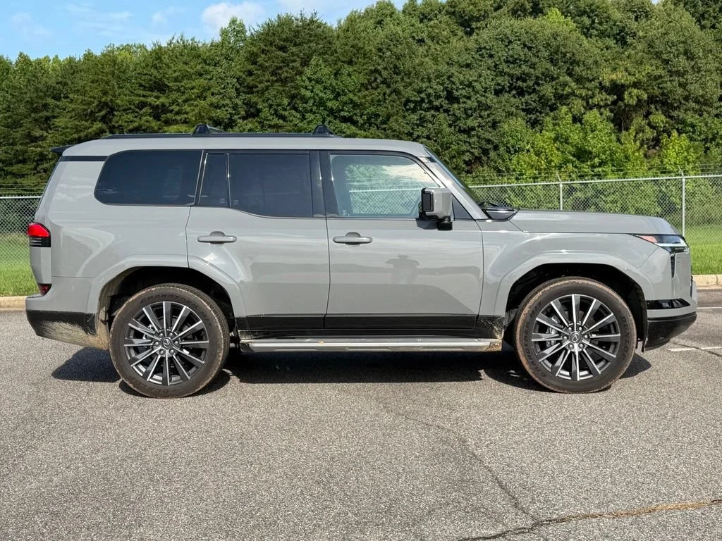 Used 2025 Gray Lexus Luxury image 3