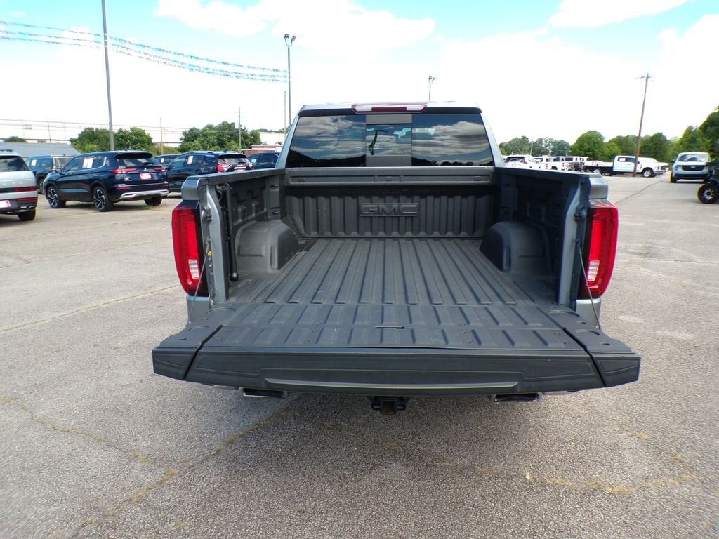Used 2021 Steel Metallic GMC SLT image 9